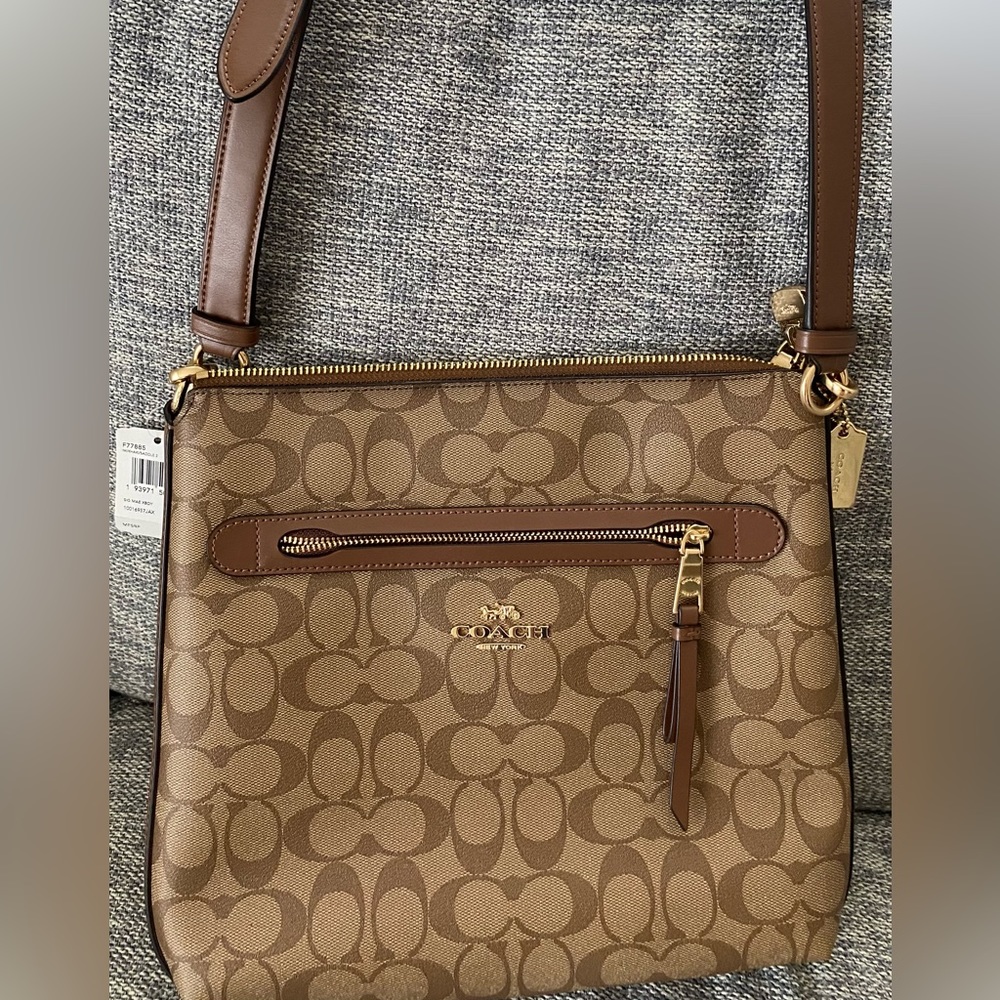 Signature Coach Cross Body Bag